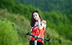 玩异少妇一区二区A片